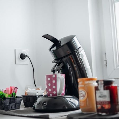 Appartement Neuf, Moderne Et Confortable! Ernée المظهر الخارجي الصورة