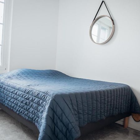 Appartement Neuf, Moderne Et Confortable! Ernée المظهر الخارجي الصورة