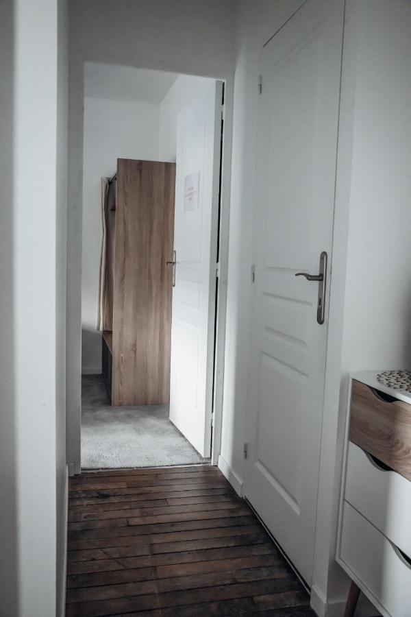 Appartement Neuf, Moderne Et Confortable! Ernée المظهر الخارجي الصورة