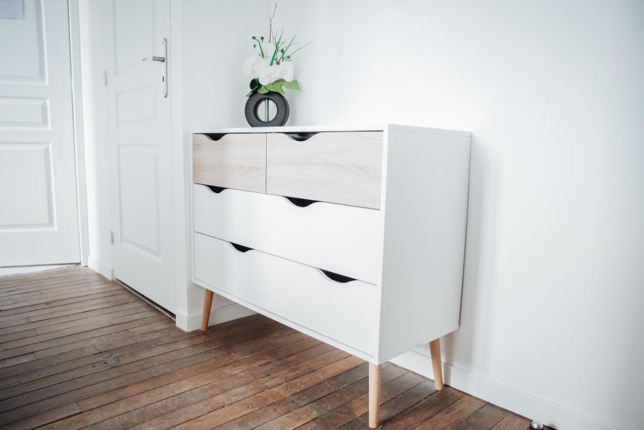 Appartement Neuf, Moderne Et Confortable! Ernée المظهر الخارجي الصورة