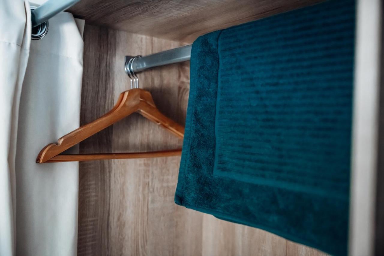 Appartement Neuf, Moderne Et Confortable! Ernée المظهر الخارجي الصورة