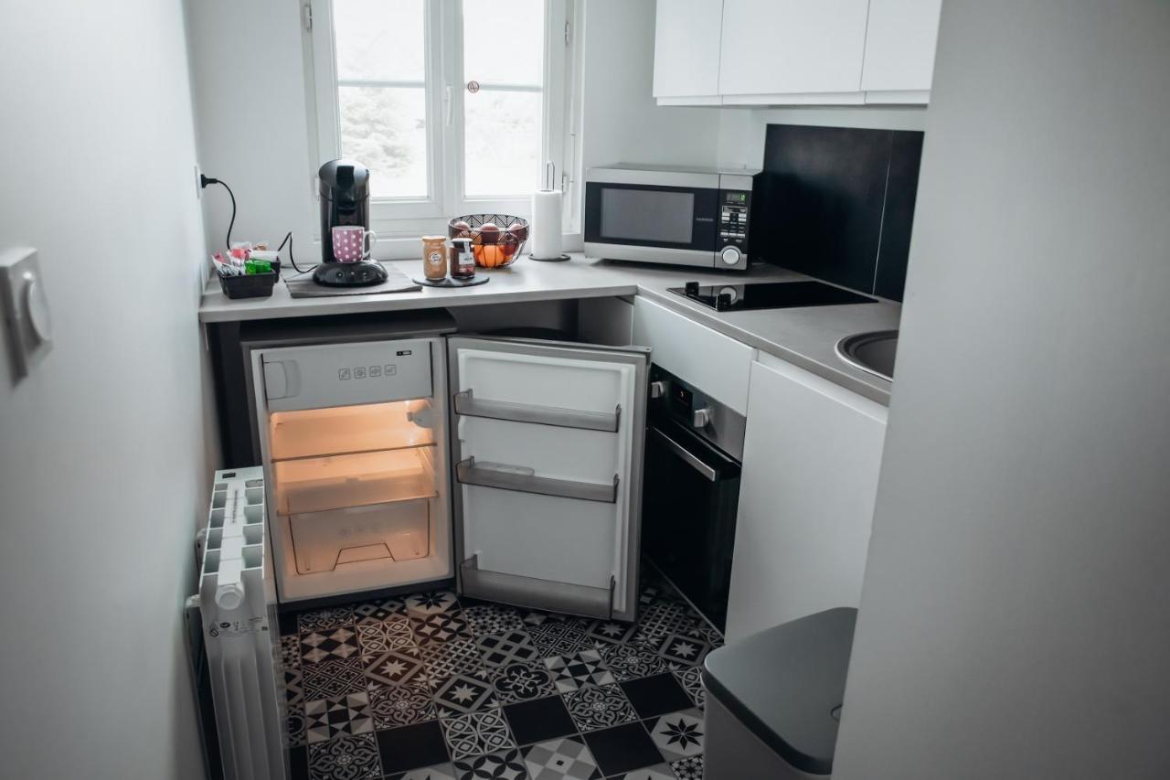 Appartement Neuf, Moderne Et Confortable! Ernée المظهر الخارجي الصورة